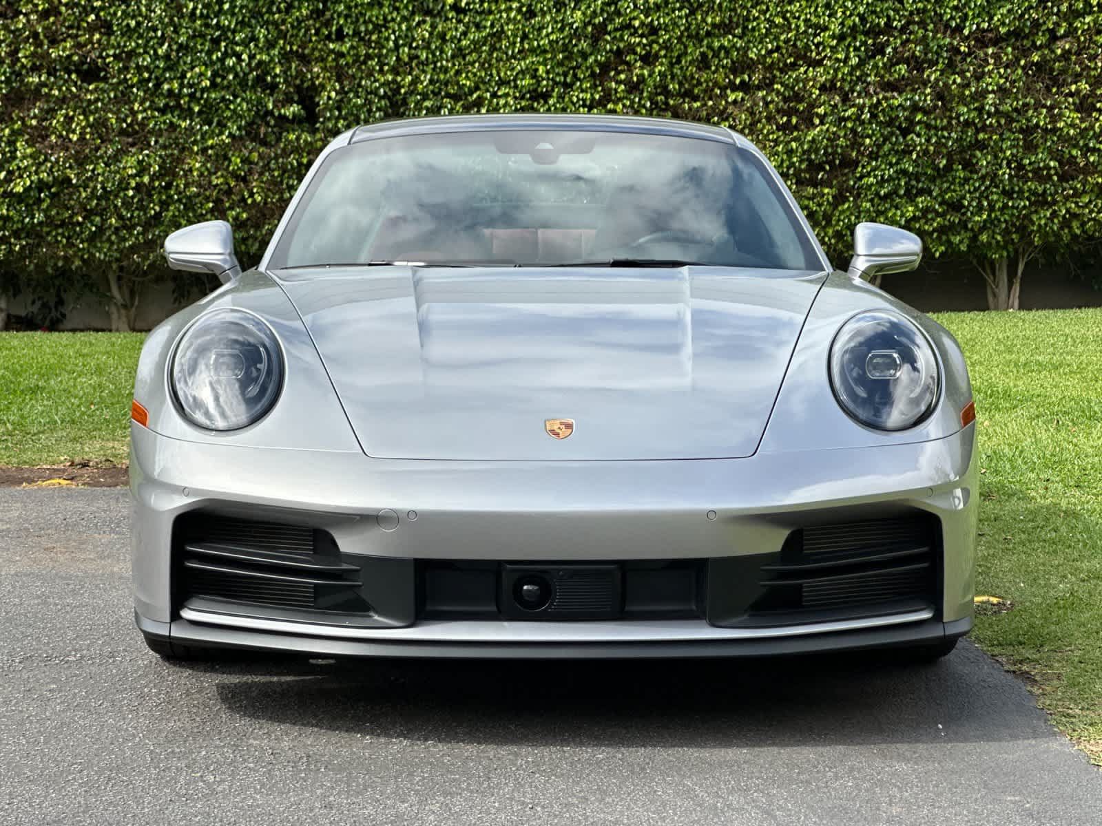 Certified 2025 Porsche 911 Carrera RWD image 11