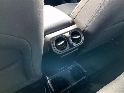 Used 2021 Jeep Wrangler Sport AWD/4WD image 25