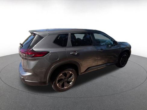 Used 2025 Nissan Rogue SV FWD image 14