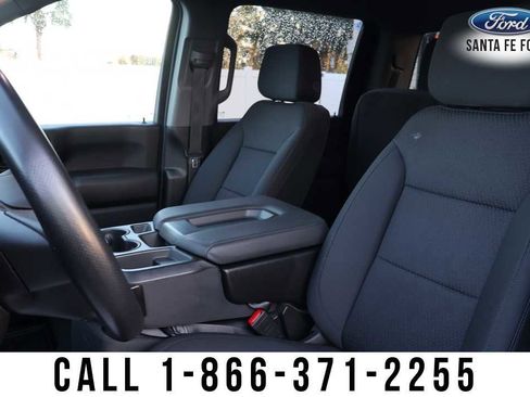 Used 2023 Chevrolet Silverado 2500 Custom w/ Custom Value Package image 14