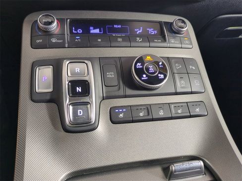 Used 2021 Hyundai Palisade Calligraphy image 23