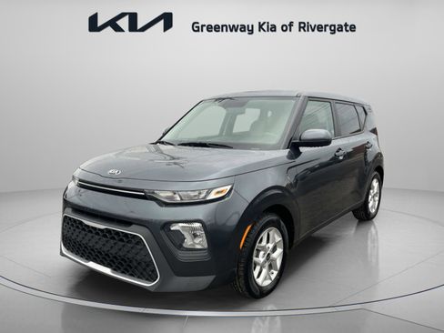 Used 2020 Kia Soul S image 3