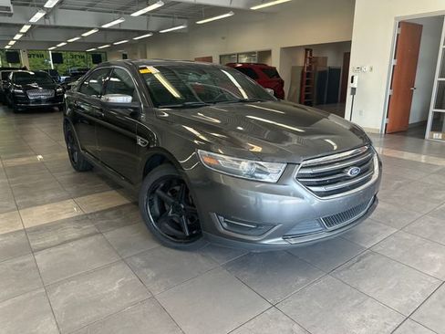 Used 2016 Ford Taurus Limited FWD image 1