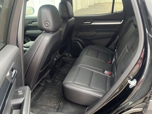 Used 2026 GMC Terrain Elevation w/ Elevation Premium Package AWD/4WD image 8