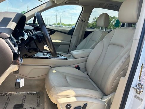 Used 2017 Audi Q7 3.0T Premium Plus w/ Premium Plus Package AWD/4WD image 12