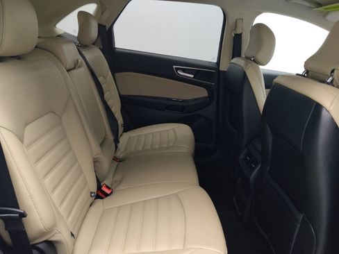 Used 2016 Ford Edge SEL w/ Equipment Group 201A image 19