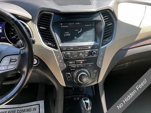 Used 2018 Hyundai Santa Fe Limited AWD/4WD image 6