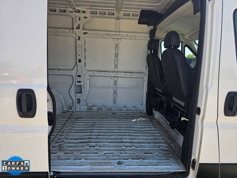 Used 2025 RAM ProMaster 2500 w/ Convenience Group FWD image 25