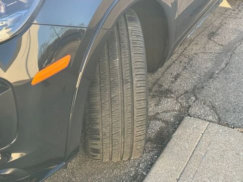 Used 2019 Porsche Cayenne S image 12