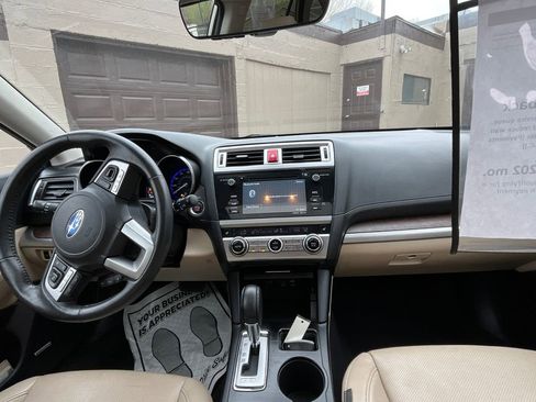Used 2017 Subaru Outback 2.5i Limited image 17