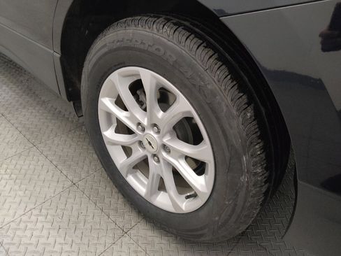 Used 2021 Chevrolet Equinox LS w/ LS Convenience Package image 31