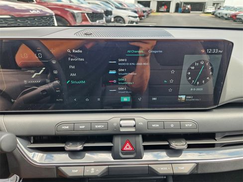 New 2025 Kia K4 EX image 12