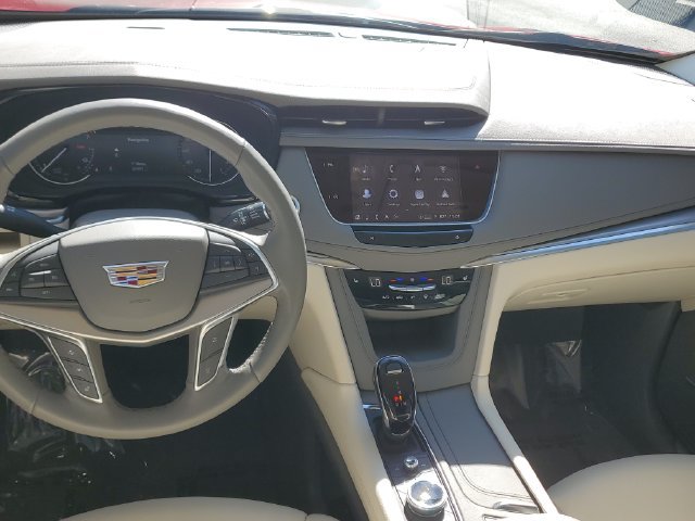 Used 2024 Cadillac XT5 Premium Luxury FWD image 19