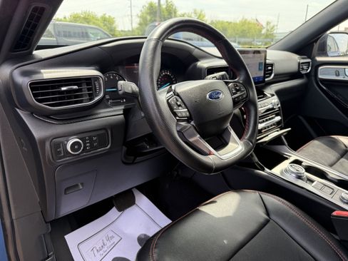 Used 2022 Ford Explorer ST-Line w/ Class IV Trailer Tow Package image 13