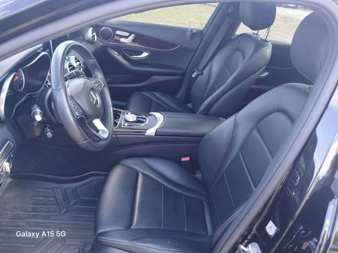 Used 2018 Mercedes-Benz C 300 Sedan w/ Premium Package image 9