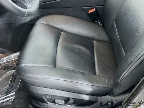 Used 2013 BMW 528i Sedan image 18