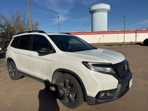 Used 2021 Honda Passport Touring image 3