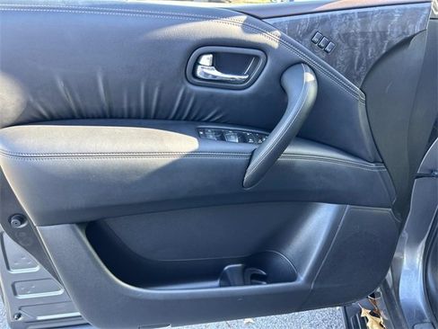 Used 2024 Nissan Armada Platinum w/ Cargo Package image 18