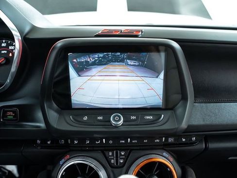 Used 2016 Chevrolet Camaro SS image 29