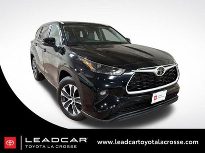 Used 2024 Toyota Highlander XLE