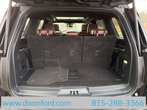 Used 2024 Ford Expedition Limited image 27