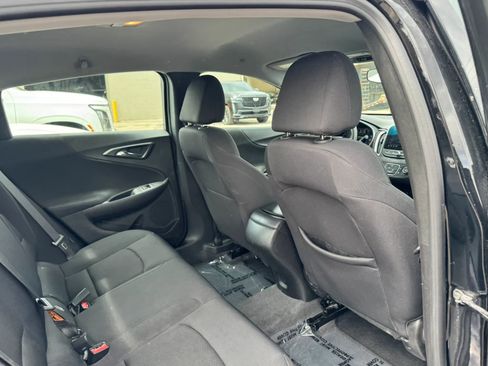 Used 2023 Chevrolet Malibu LS FWD image 17