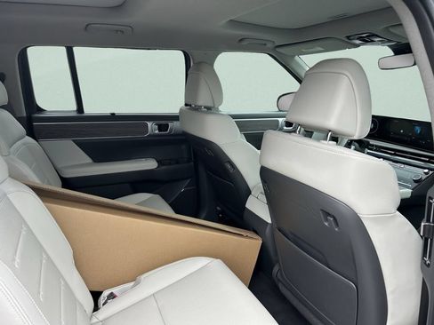 New 2027 Hyundai Santa Fe Limited FWD image 22