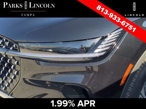 Certified 2025 Lincoln Nautilus Premier AWD/4WD image 11