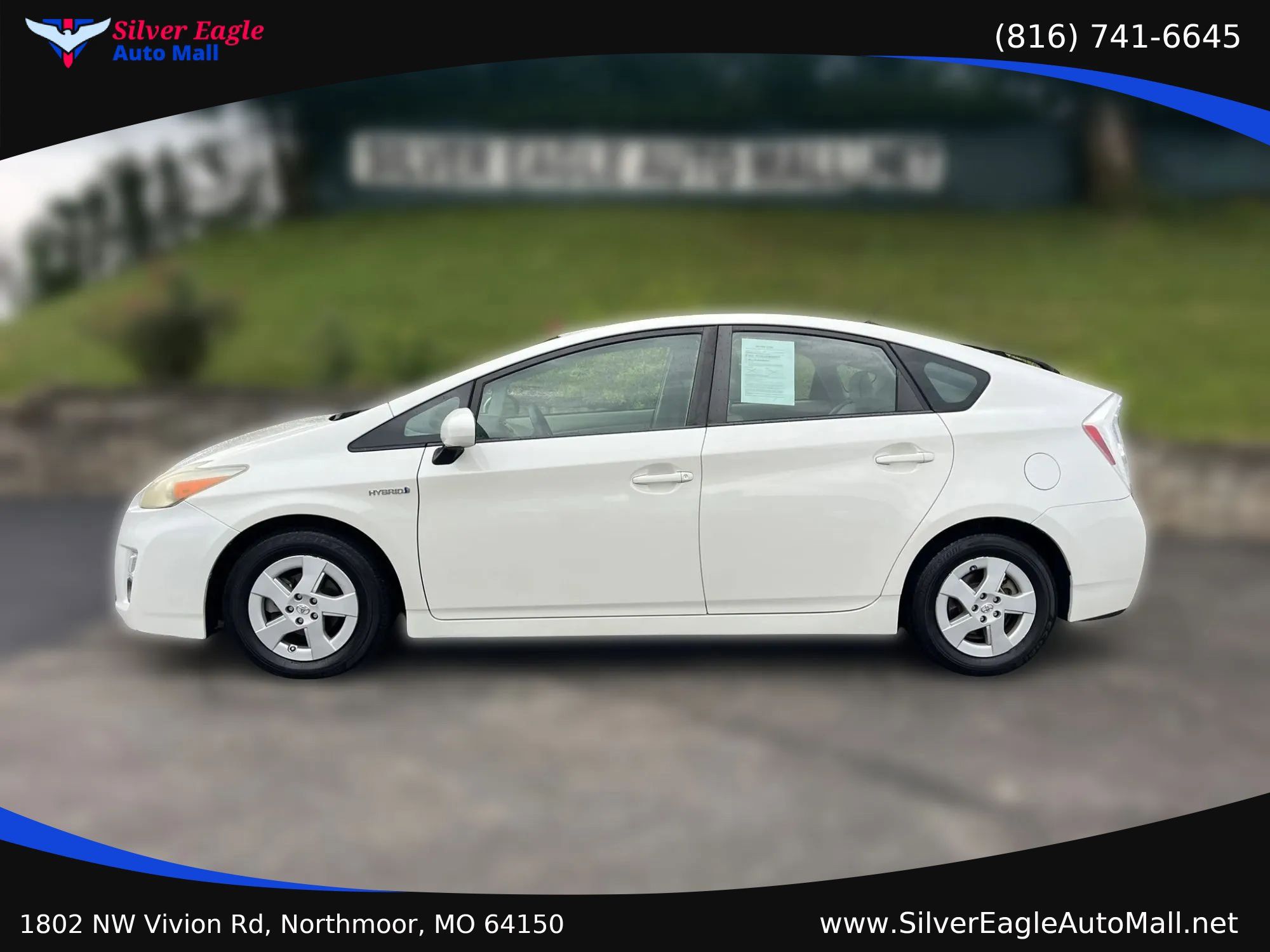Used 2010 Toyota Prius Two FWD image 2