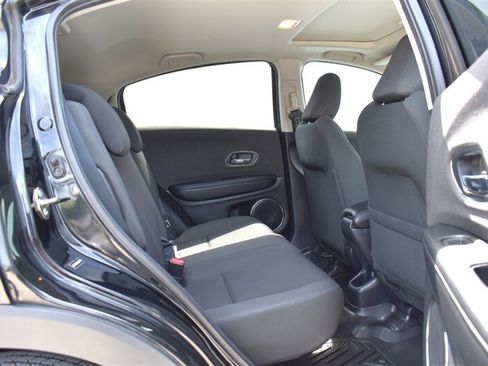 Used 2020 Honda HR-V EX image 28