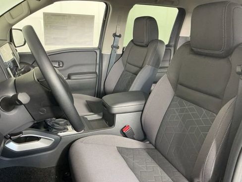 New 2026 Nissan Frontier SV image 12