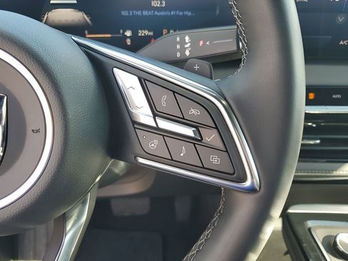 Certified 2025 Buick Enclave Preferred image 29