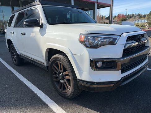 Used 2019 Toyota 4Runner Limited image 2