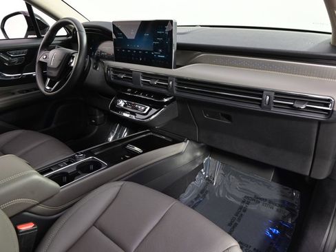 New 2026 Lincoln Corsair Reserve w/ Jet Appearance Package AWD/4WD image 15