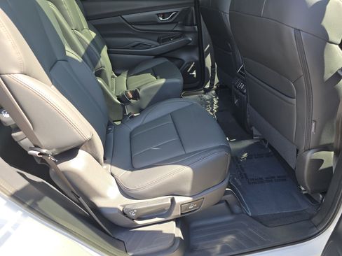New 2025 Subaru Ascent Bronze Edition image 18