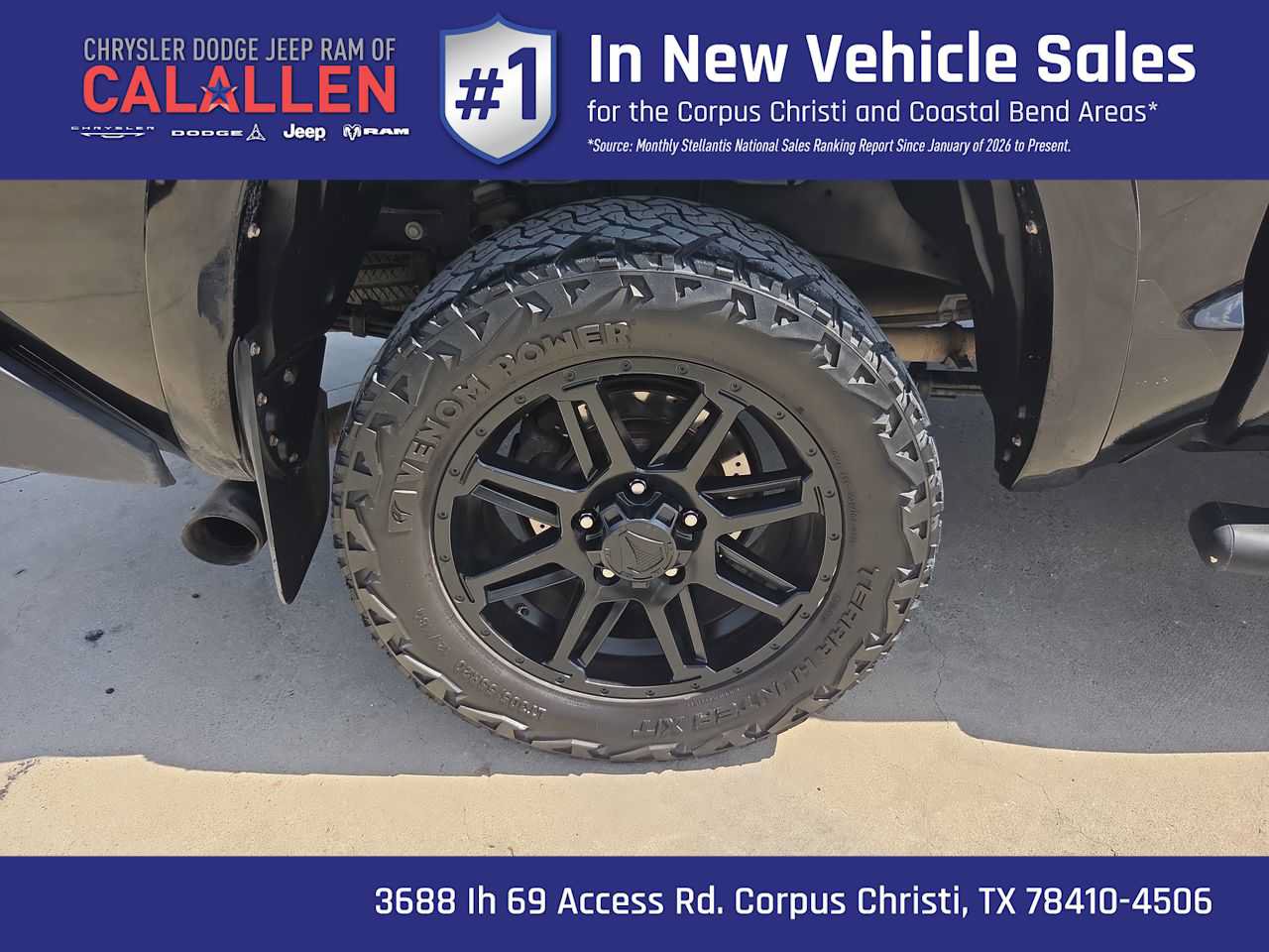Used 2018 Toyota Tundra SR5 w/ SR5 Upgrade Package AWD/4WD image 16