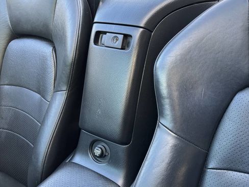 Used 2004 Honda S2000 image 19