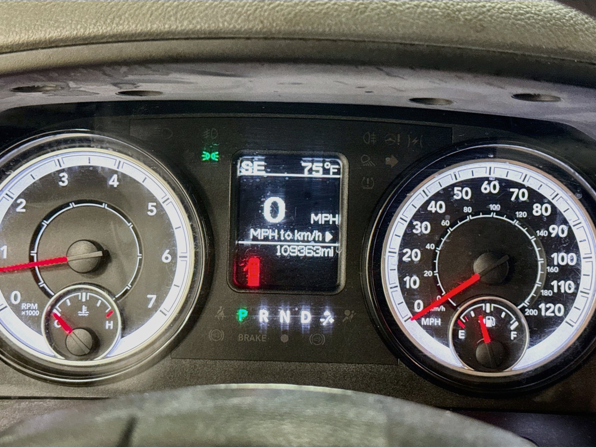 Used 2019 RAM 1500 Classic SLT RWD image 12