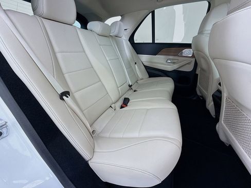 Used 2024 Mercedes-Benz GLE 350 4MATIC image 29