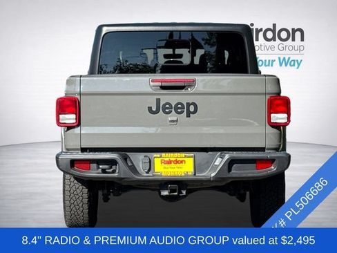 Used 2023 Jeep Gladiator Sport AWD/4WD image 4