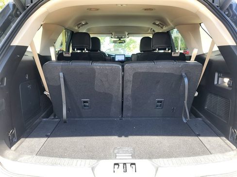 Used 2020 Ford Explorer XLT w/ Comfort Package AWD/4WD image 26