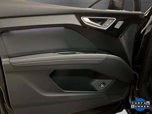 Used 2024 Audi Q4 e-tron Premium Plus w/ Premium Plus image 33