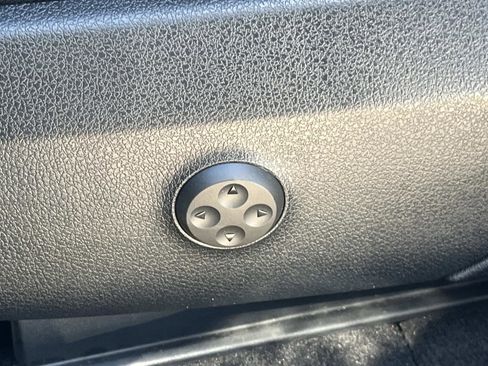 Certified 2024 Mercedes-Benz GLC 300 image 21