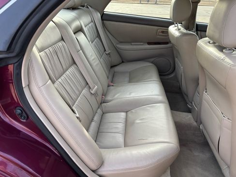 Used 1998 Lexus ES 330 image 9