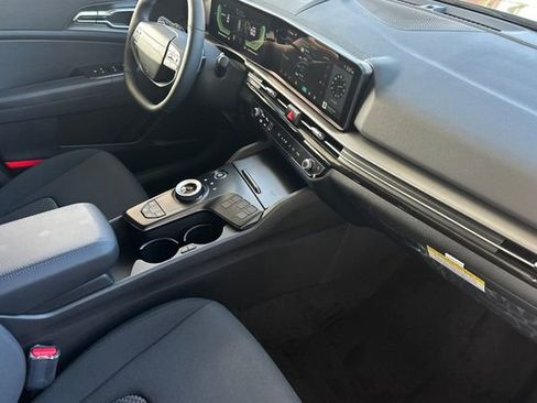 New 2026 Kia Sportage LX image 19