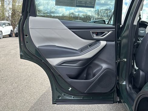 Used 2023 Subaru Forester Limited image 24