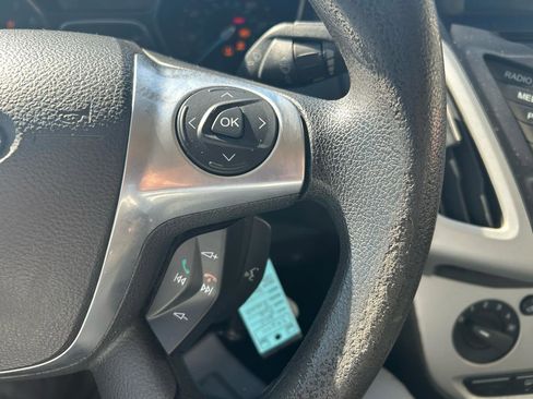 Used 2013 Ford Focus SE w/ SE Winter Pkg FWD image 19