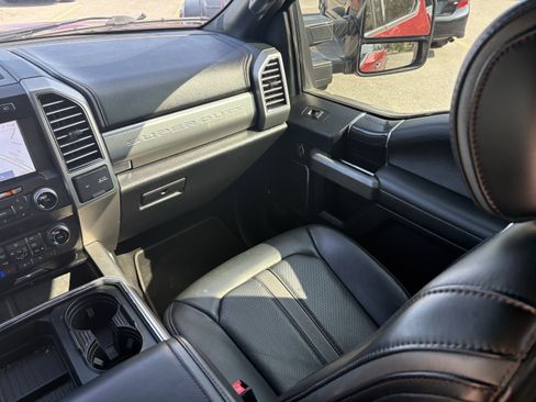 Used 2020 Ford F250 Platinum w/ FX4 Off-Road Package image 16