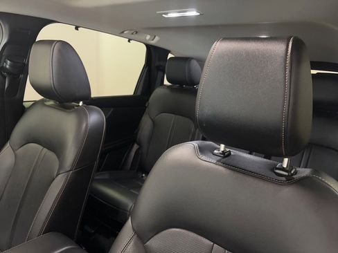 Used 2024 MAZDA CX-90 3.3 Turbo w/ Preferred Plus image 14