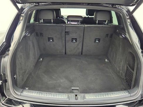 Used 2021 Porsche Macan image 23